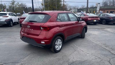 2025 Hyundai Venue SE
