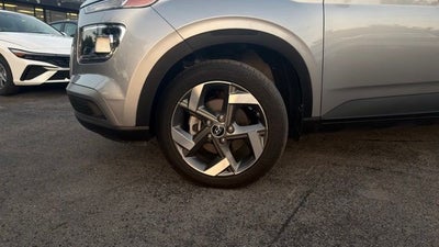 2024 Hyundai Venue SEL
