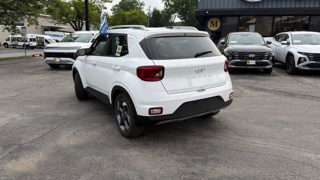 2024 Hyundai Venue SEL