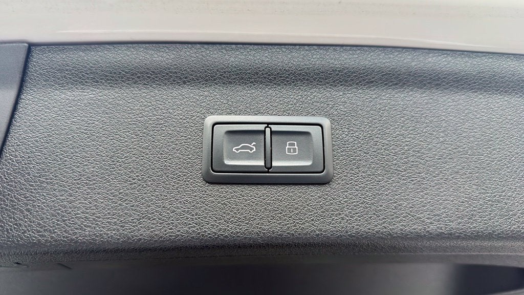 2018 Audi Q3 2.0T Premium Plus quattro