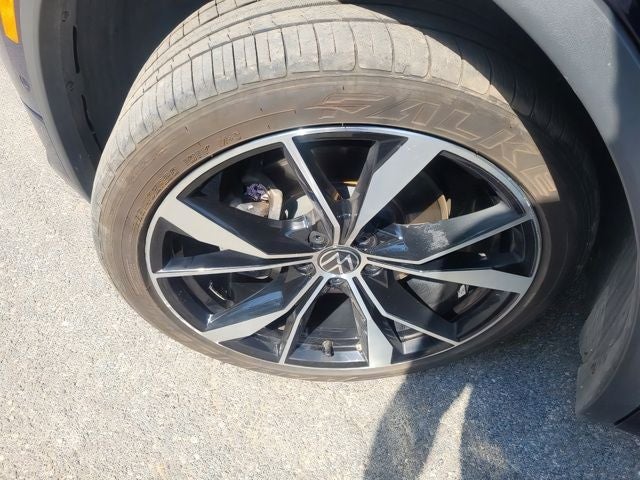 2023 Volkswagen Tiguan 2.0T SEL R-Line