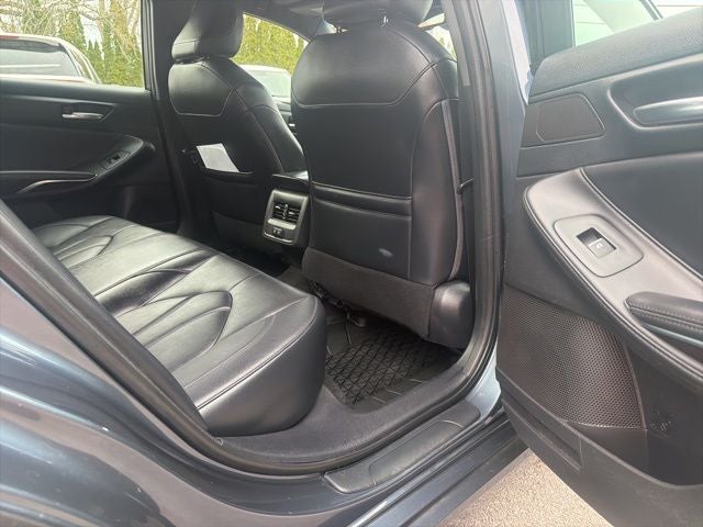 2019 Toyota Avalon XLE