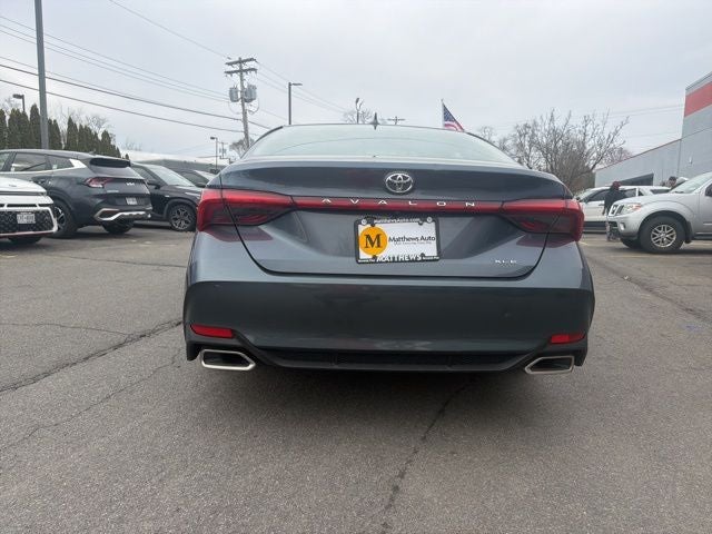 2019 Toyota Avalon XLE