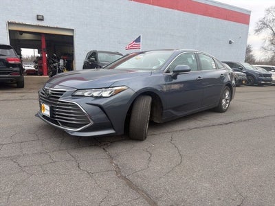 2019 Toyota Avalon XLE