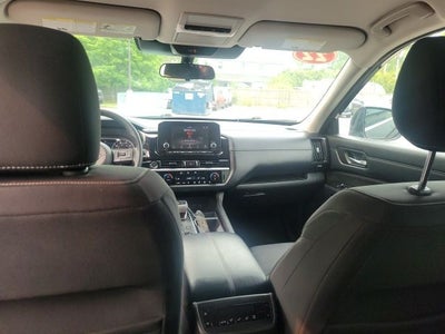 2022 Nissan Pathfinder S