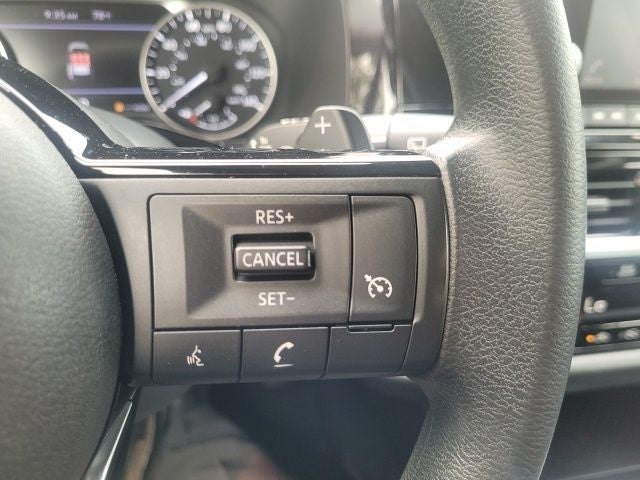 2022 Nissan Pathfinder S