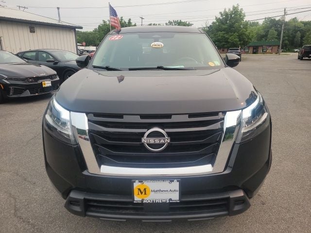 2022 Nissan Pathfinder S
