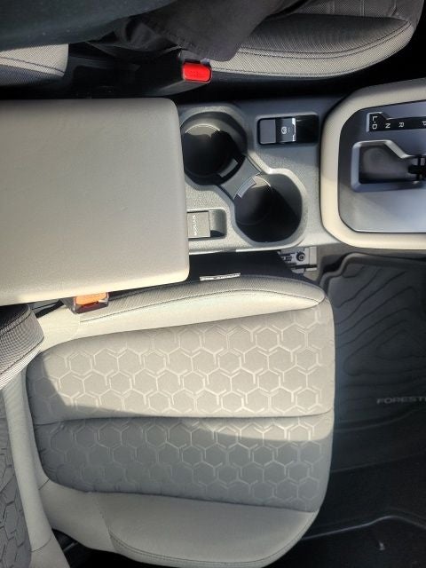 2025 Subaru Forester Base