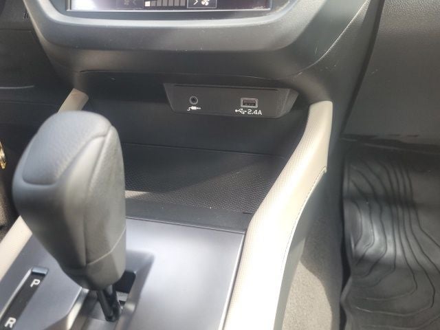 2025 Subaru Forester Base