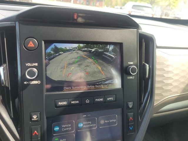 2025 Subaru Forester Base