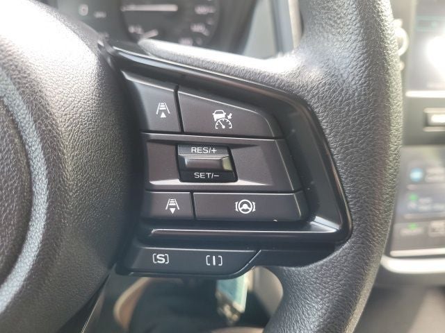 2025 Subaru Forester Base