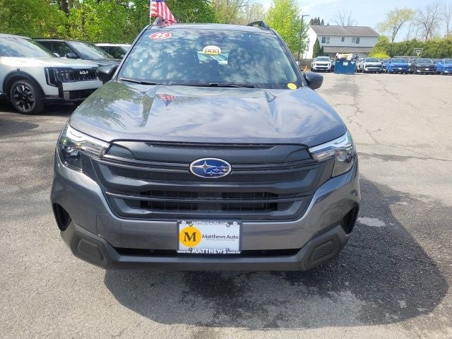 2025 Subaru Forester Base