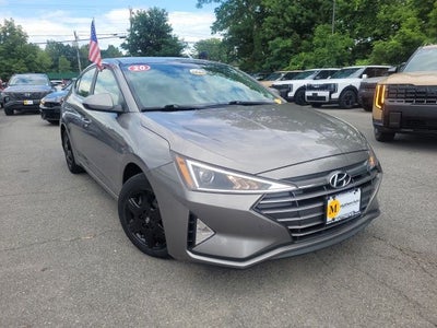2020 Hyundai Elantra SE