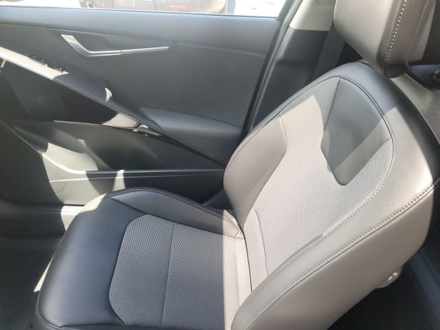 2025 Kia Niro EX Touring