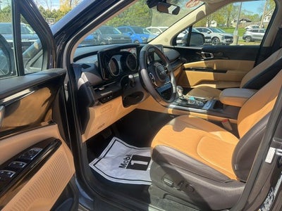 2024 Kia Carnival EX