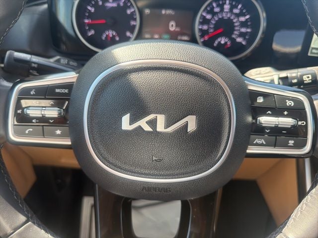 2024 Kia Carnival EX