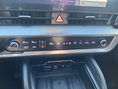 2025 Kia Sportage Hybrid EX