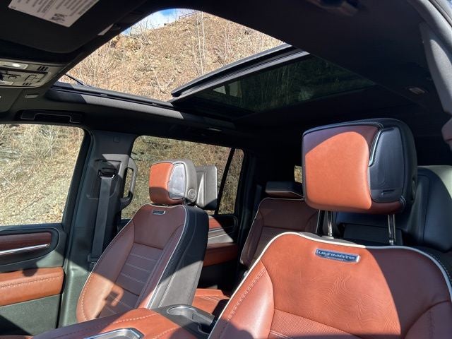 2023 GMC Yukon XL Denali Ultimate
