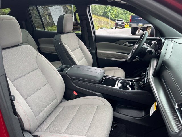2025 Chevrolet Traverse LT 2LT