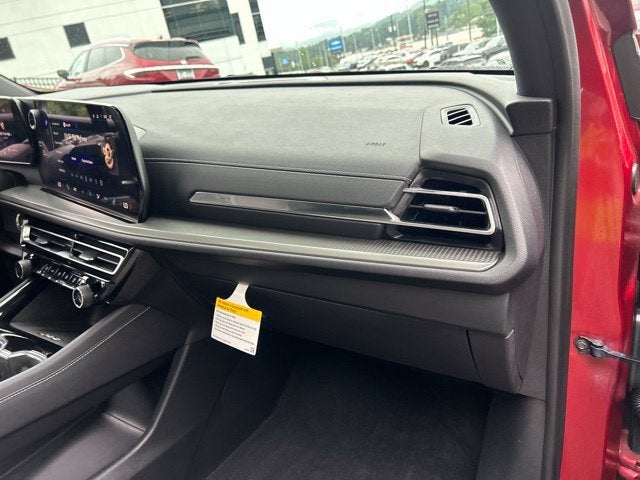 2025 Chevrolet Traverse LT 2LT