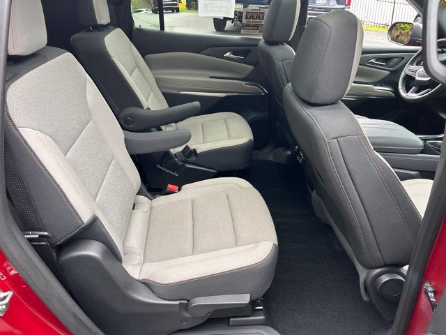 2025 Chevrolet Traverse LT 2LT