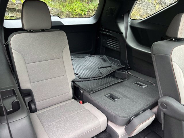 2025 Chevrolet Traverse LT 2LT