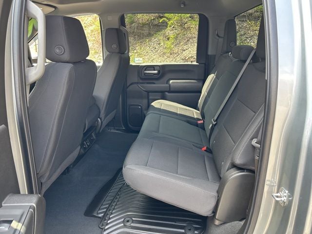 2025 GMC Sierra 2500HD Pro