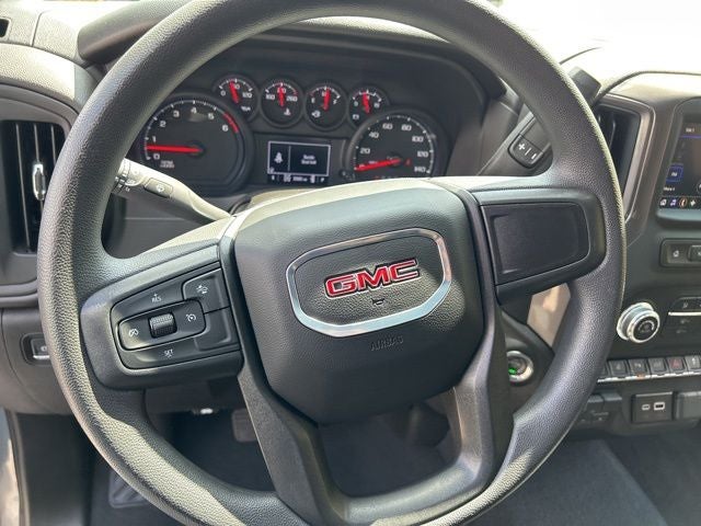 2025 GMC Sierra 2500HD Pro