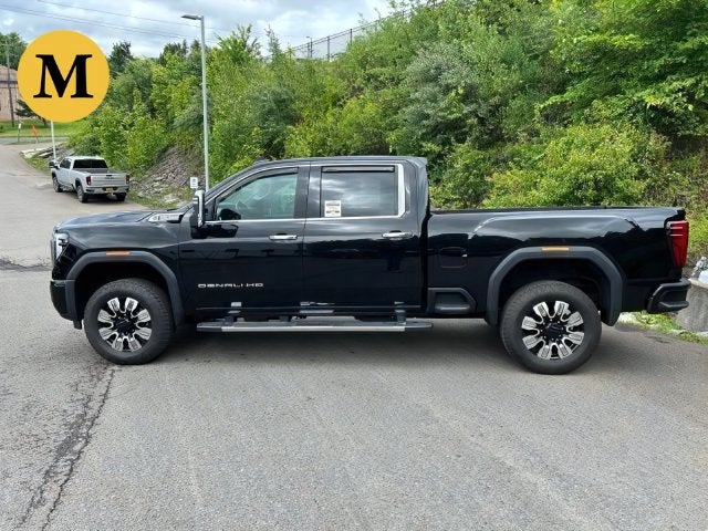 2025 GMC Sierra 2500HD Denali