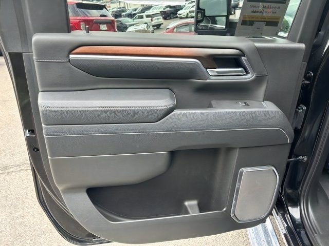 2025 GMC Sierra 2500HD Denali