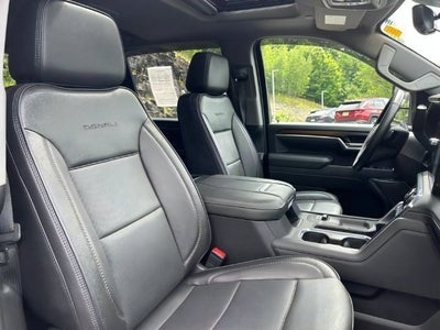 2025 GMC Sierra 2500HD Denali