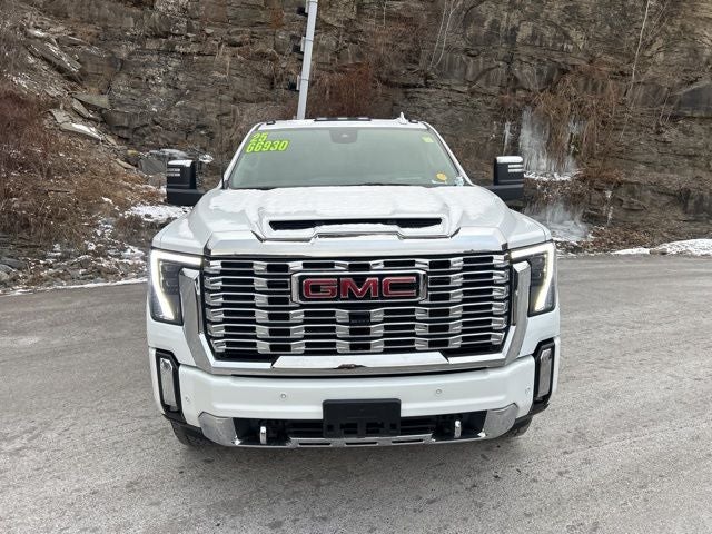 2025 GMC Sierra 2500HD Denali