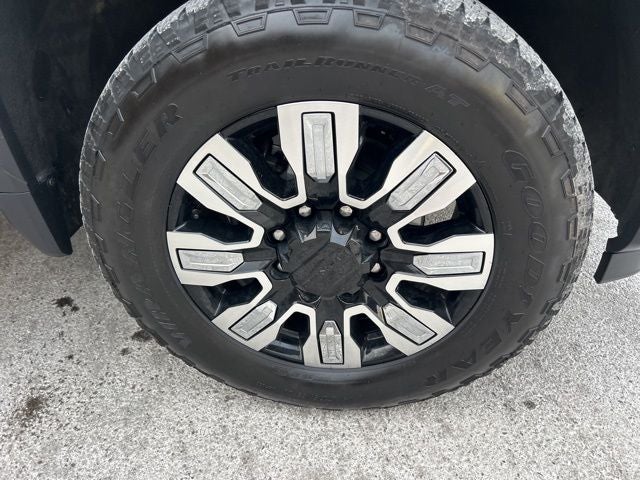 2025 GMC Sierra 2500HD Denali