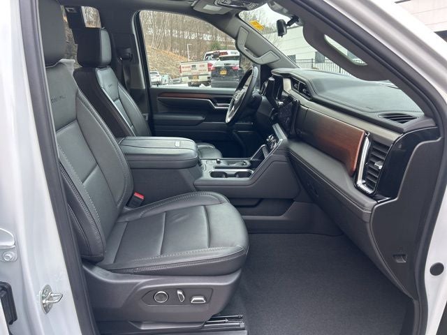 2025 GMC Sierra 2500HD Denali