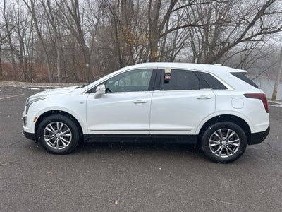 2022 Cadillac XT5 Premium Luxury