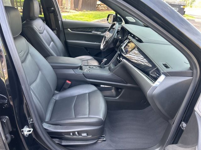 2024 Cadillac XT6 Premium Luxury