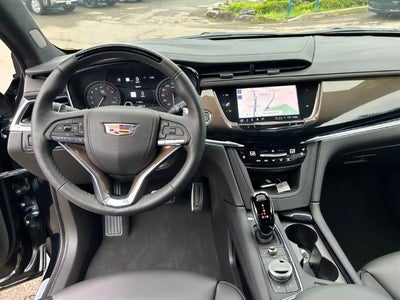 2024 Cadillac XT6 Sport