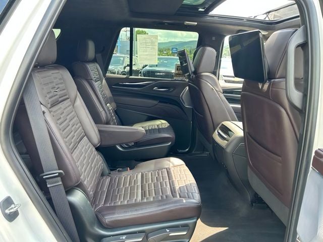 2023 Cadillac Escalade Sport Platinum