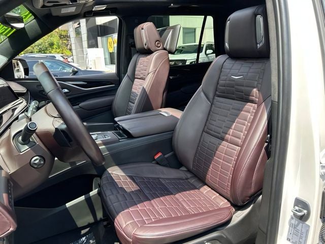 2023 Cadillac Escalade Sport Platinum