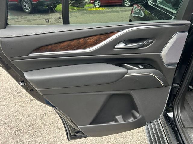 2023 Cadillac Escalade Sport Platinum