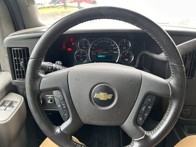 2022 Chevrolet Express 3500 Work Van Cutaway