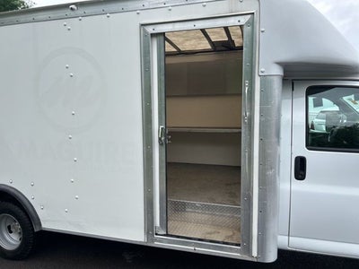 2022 Chevrolet Express 3500 Work Van Cutaway