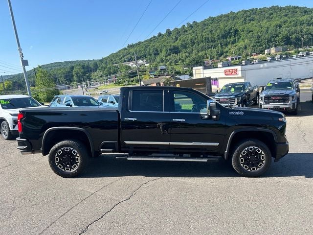 2024 Chevrolet Silverado 3500HD High Country