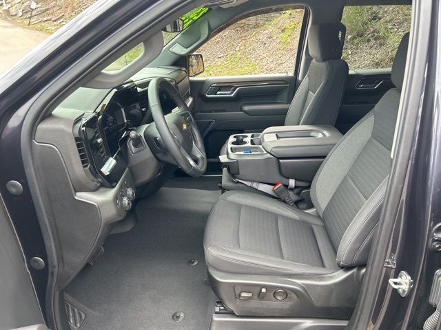 2023 Chevrolet Silverado 1500 LT LT1