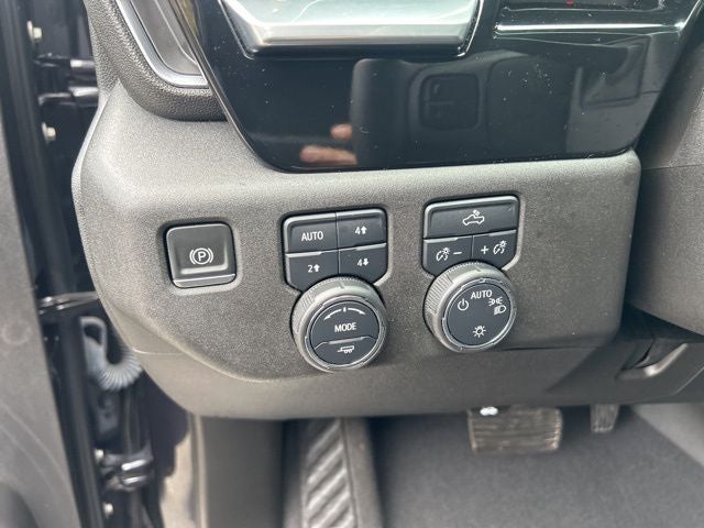 2023 Chevrolet Silverado 1500 LT LT1