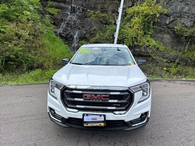 2023 GMC Terrain AT4