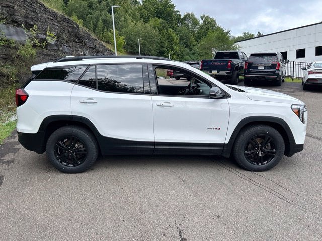 2023 GMC Terrain AT4