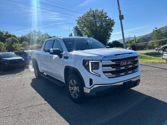 2022 GMC Sierra 1500 SLE