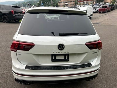 2024 Volkswagen Tiguan 2.0T SE R-Line Black