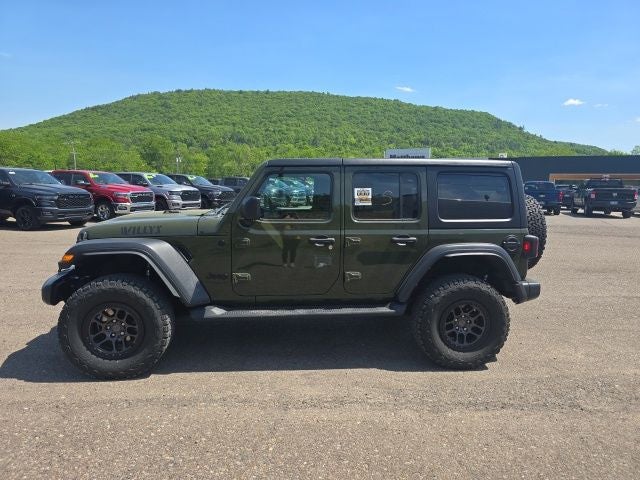 2022 Jeep Wrangler Unlimited Willys